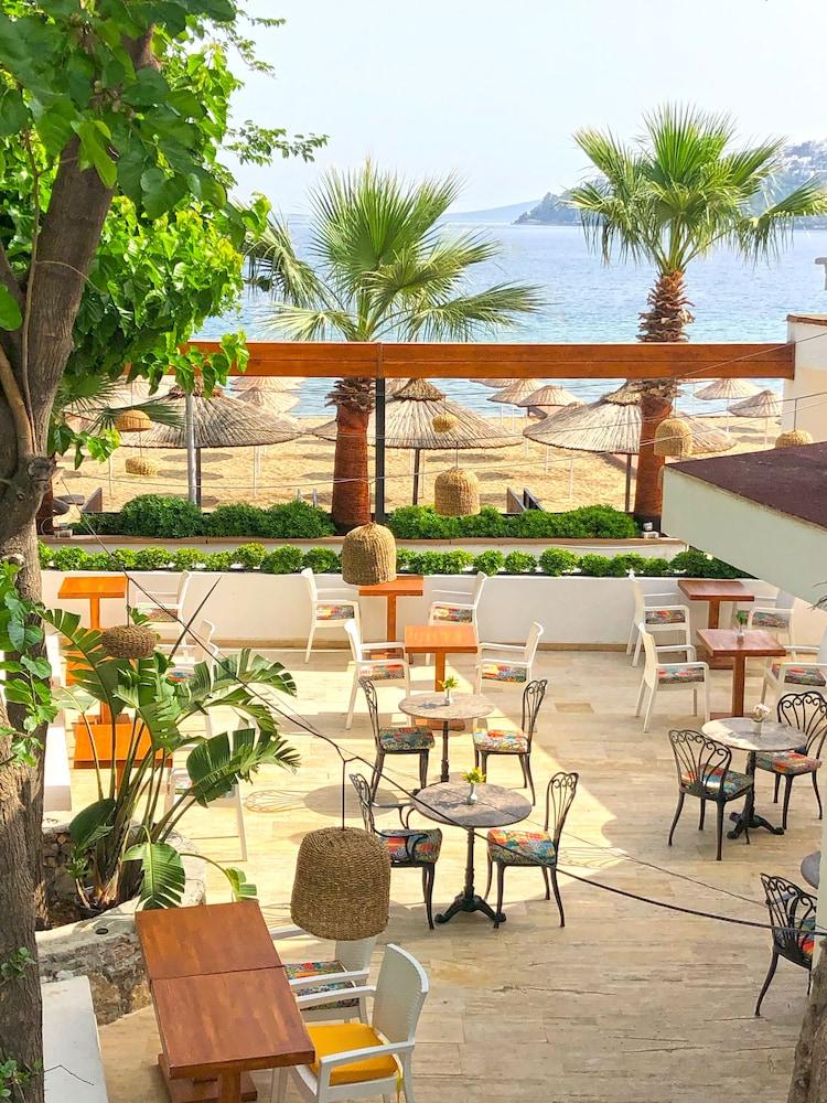 Butikhan Hotel Gundogan  Buitenkant foto